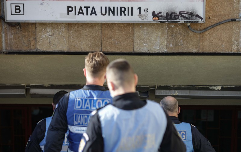 Amenzi pentru încălcarea măsurilor anti-COVID după protestul spontan de la metrou