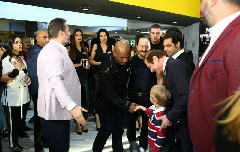 Mike Tyson, încă o întâlnire la nivel înalt. Prințul Paul și-a adus fiul să-l cunoască / FOTO EXCLUSIV