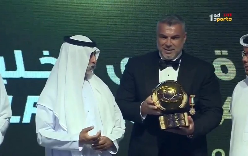 UPDATE. Cosmin Olăroiu, cel mai bun antrenor din Emirate! Viitorul lui la Al Ahli Dubai este însă incert, după ce a terminat campionatul pe locul 3 | VIDEO