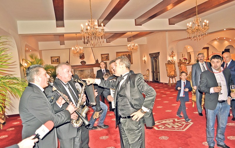 Fostul fotbalist este de mai bine de un an angajatul lui Becali, fiind considerat de acesta cel mai bun subaltern al său