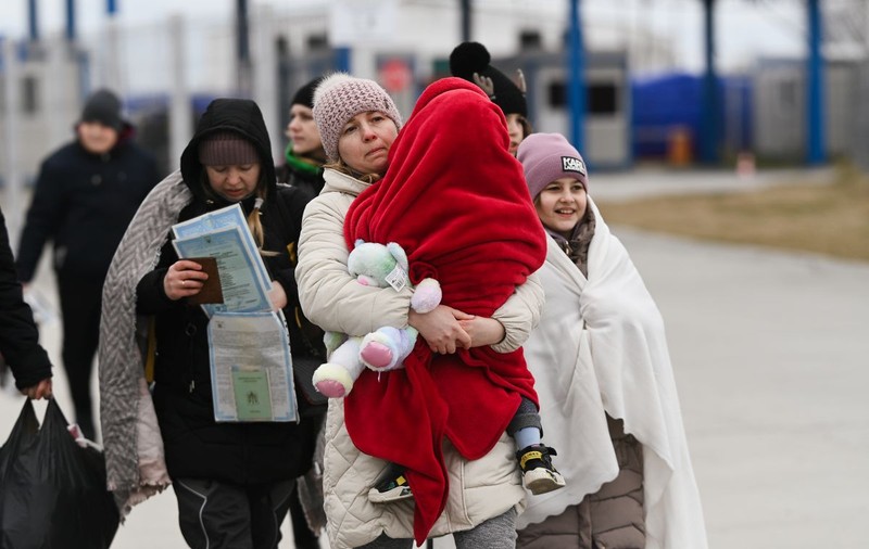 3.100.000 de oameni au părăsit Ucraina și nu s-au mai întors în cei patru ani de război