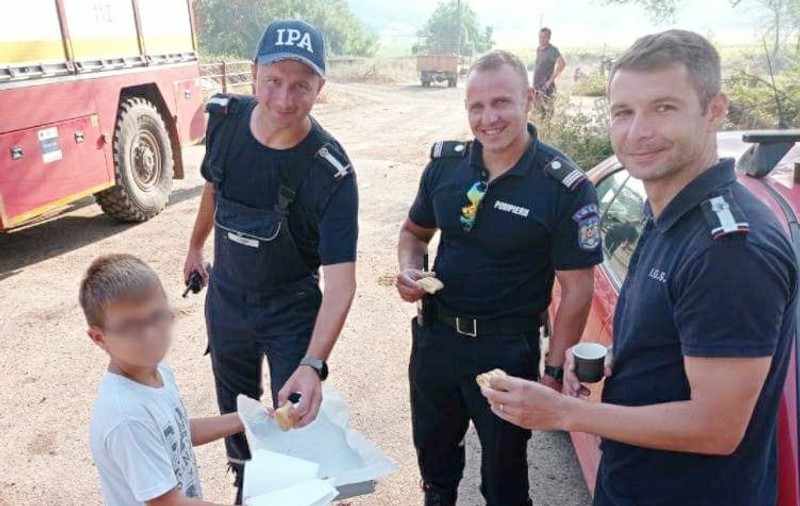 Gestul de mulțumire al unui copil din Grecia pentru pompierii români care i-au protejat satul de incendii
