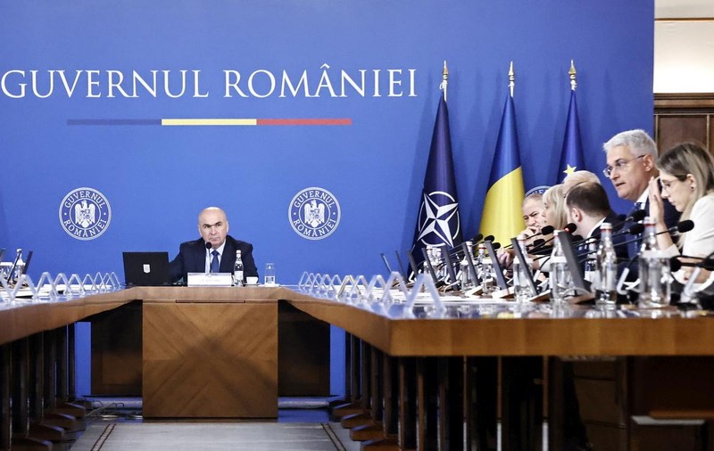 Un ministru din Guvernul Bolojan vorbește despre amânările repetate ale CCR la pensiile speciale: „Justiţie capturată”