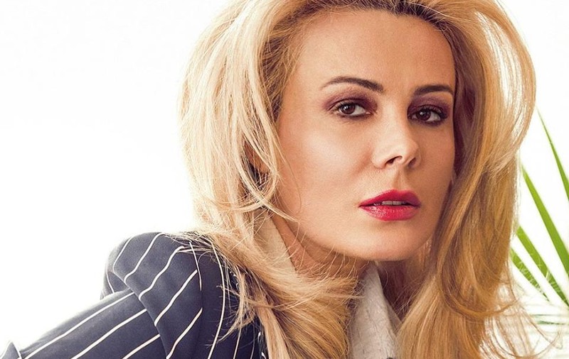 Dana Săvuică, fără pic de machiaj. Îți place cum arată? | FOTO ÎN ARTICOL