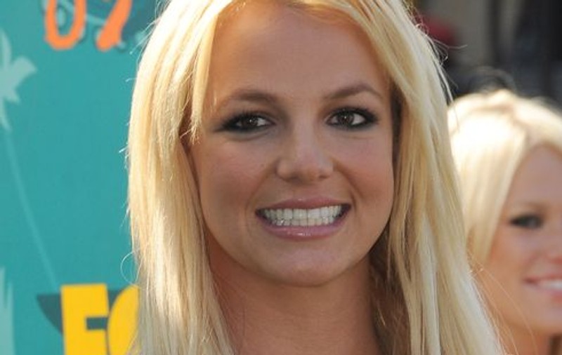 Condamnată la închisoare pentru că a hărţuit-o pe Britney Spears