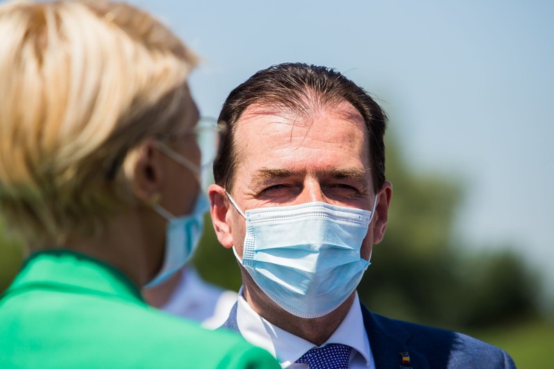 Ludovic Orban și Raluca Turcan mizează pe o victorie a PNL în marile orașe. Foto: HEPTA