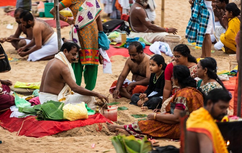 Prima misiune din India îi șochează pe concurenții Asia Express. "Chiar nu avem cum să facem asta" | FOTO