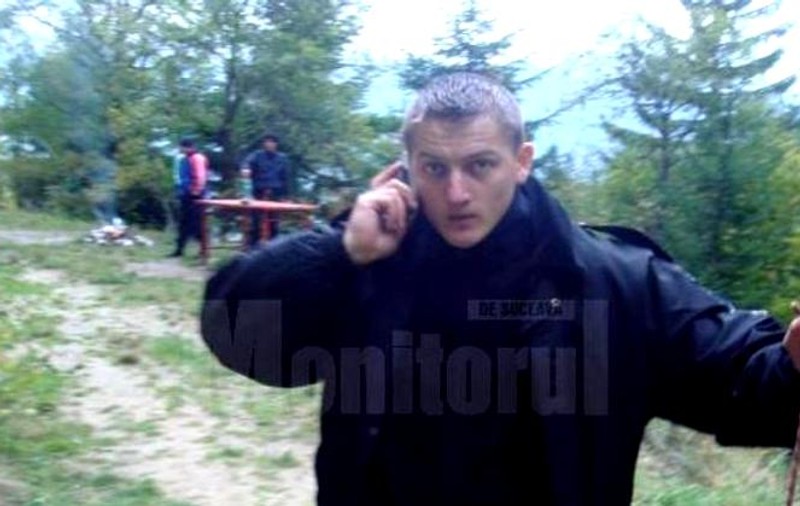 Dan Ciprian Sfichi, polițistul rănit grav cu sabia de un interlop la Rădăuți, a fost transferat la Spitalul Militar din Capitală