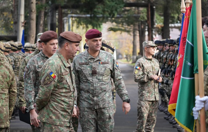 Cine sunt cei trei comandanți ai Paradei de Ziua Națională, pe 1 Decembrie, de la Arcul de Triumf. Unul singur e general