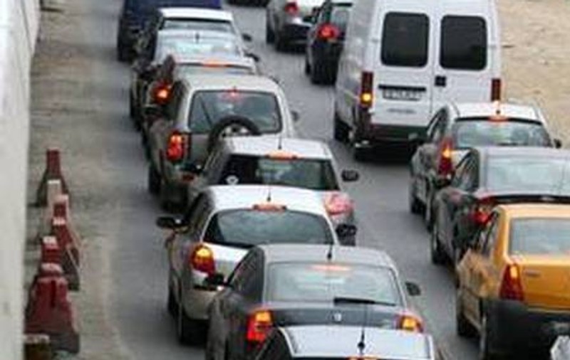 Vacanța de sărbători s-a încheiat! Trafic INFERNAL pe DN1!