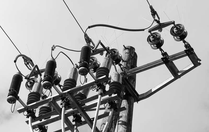 Un tânăr de 25 de ani din Vaslui, angajat al unei firme de electricitate, a murit curentat