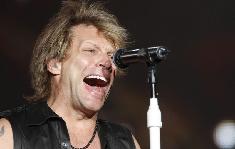 Jon Bon Jovi: "Sunt plictisit, gras şi beau prea mult"