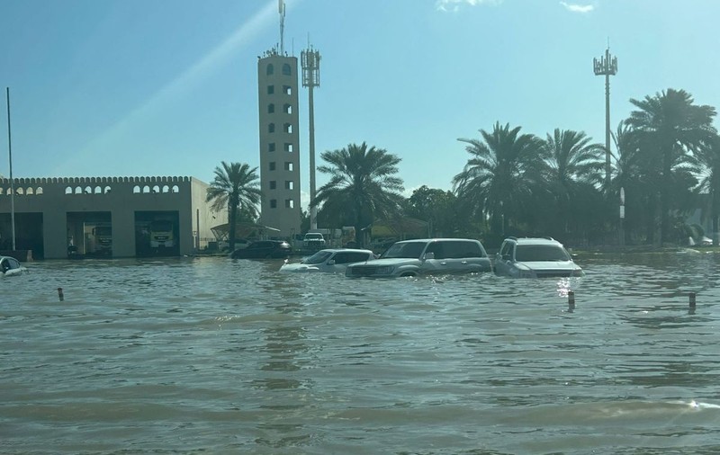 Controverse în Dubai, după cele mai grave inundații. Tehnologia folosită de autorități pe care unii o consideră vinovată pentru dezastru