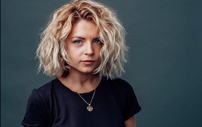 Victoria Răileanu, actrița din „Vlad”, dezvăluiri uimitoare după divorț. „Au început atacurile de panică și tăvălitul pe covorul din sufragerie, suflatul în pungă și…”
