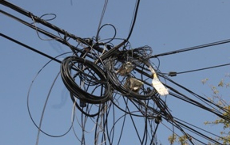 Protest pe stâlpul electric