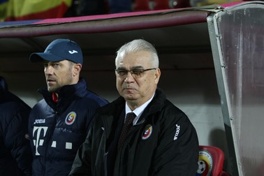Iordănescu s-a întrecut în gafe FOTO: Vlad Chirea