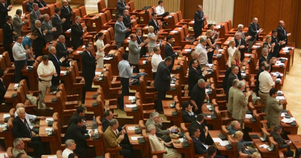 salarii parlamentari ce spun cititorii libertatea.ro