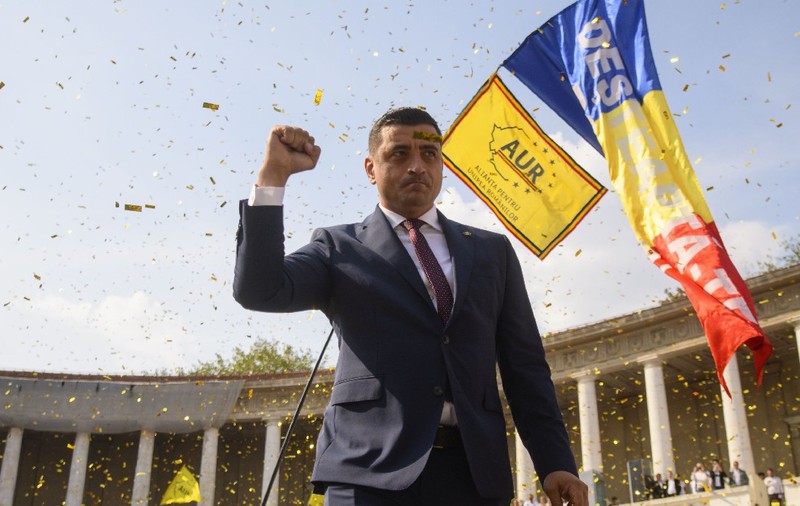 George Simion are 38 de ani. Ar intra în Top 5 cei mai tineri președinți aleși, dacă învinge în turul 2 la prezidențiale