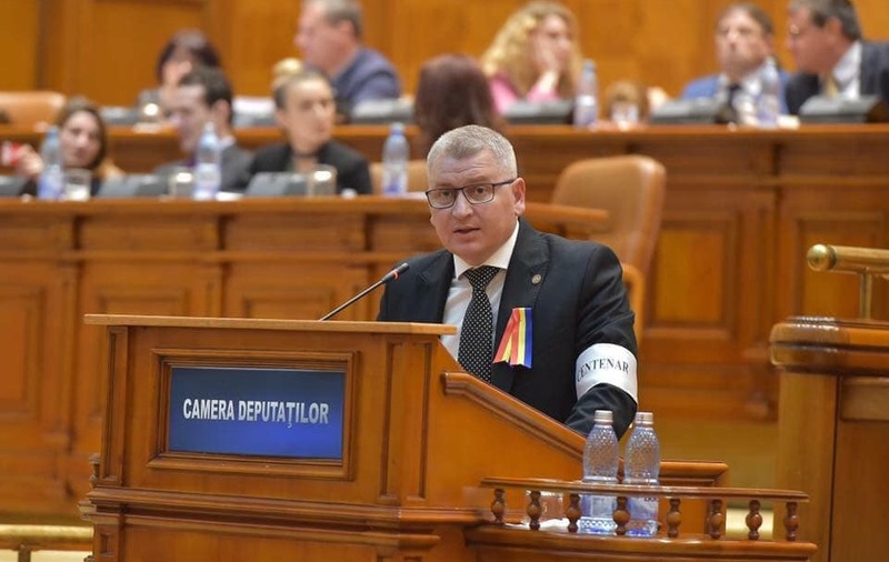 PNL cere respingerea a "şase proiecte-bombă" ale PSD aflate în Parlament, care vizează modificări la legislaţia penală