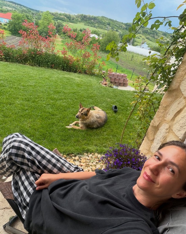 Adela Popescu are nevoie de ajutorul oamenilor, după ce câinele familiei a dispărut