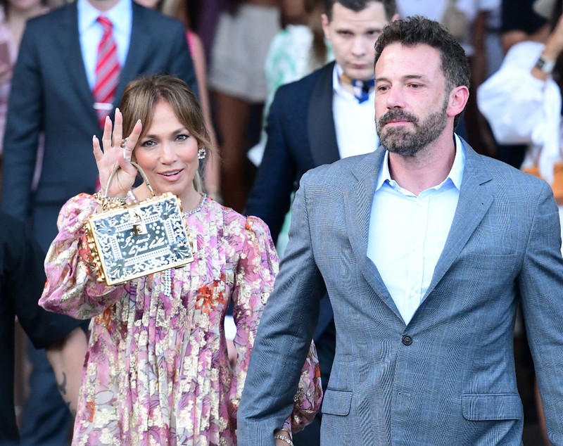 Ben Affleck a reacționat la piesele lui Jennifer Lopez, în care ea face referiri tăioase la despărțirea lor