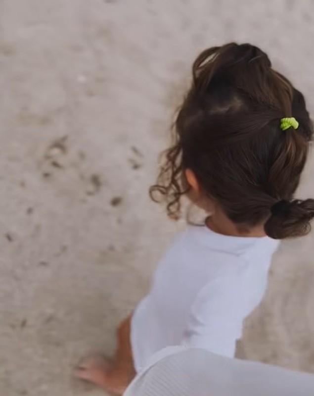 Imagini adorabile cu fiul lui Theo Rose și al lui Anghel Damian. Sasha a împlinit 2 ani