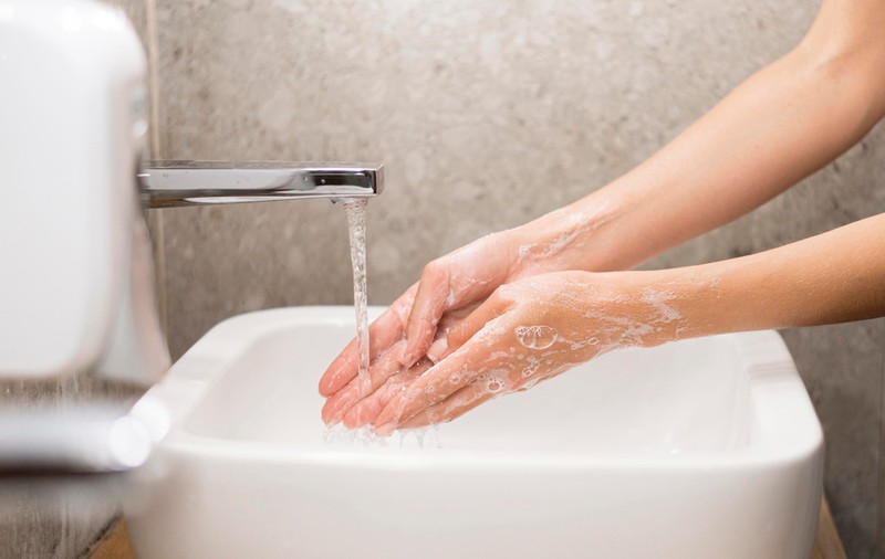 Soluții eficiente pentru Igiena Mâinilor: Săpun Lichid, Săpun Spumă și Dezinfectanți