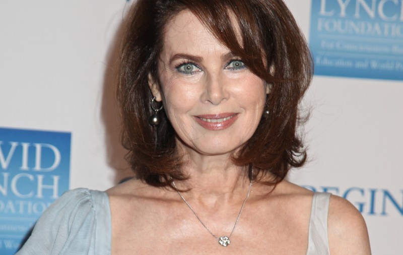 O actriță celebră a fost găsită moartă în casa fiicei sale. Dayle Haddon a murit intoxicată cu monoxid de carbon