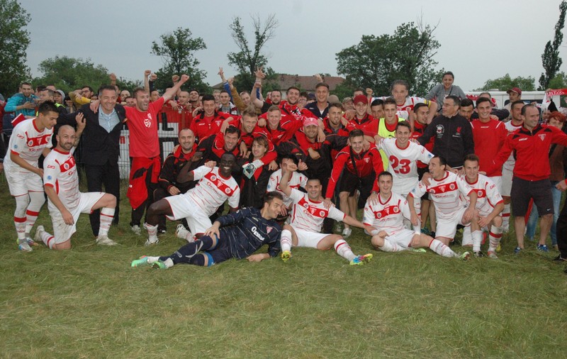 După Chindia Târgoviște, și UTA Bătrâna Doamnă și Baia Mare au promovat în liga a doua