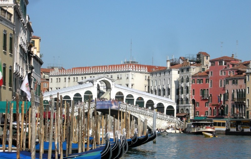 Un weekend la Veneţia cu doar 1 cent