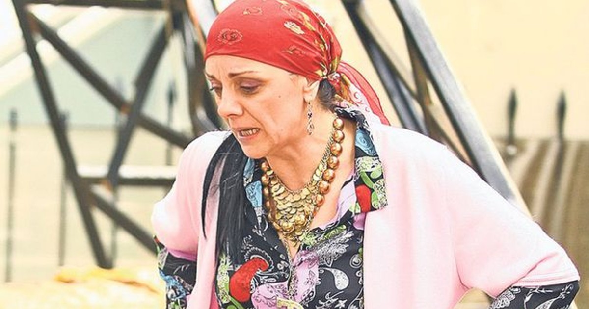 Flăcărica a scăpat de pungile de sub ochi fără operație. Ce spune Carmen Tănase despre operație
