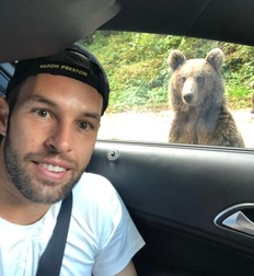 Selfie cu ursul