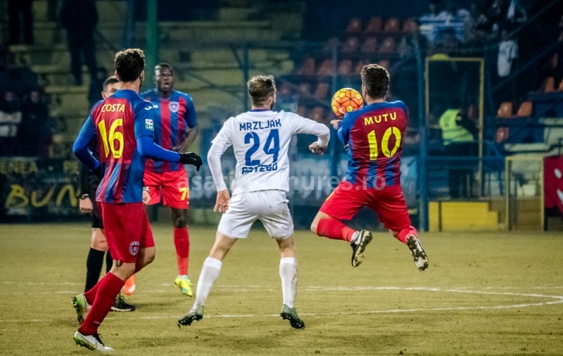 Liga I, play-off. ASA - Pandurii 0-2. ASAsinii! 4 eliminați de-ai lui Mutu! ^”Sinucigașul” Colțescu, scos vinovat/ VIDEO