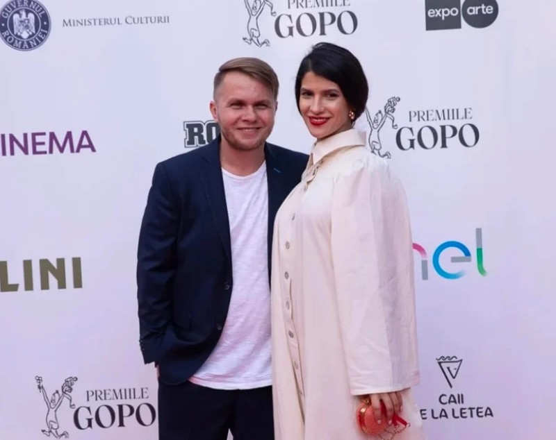 Codin Maticiuc a primit plângeri din partea iubitei sale: „Nevastă-mea nu prea mă mai consideră tată”. Actorul nu stă prea mult pe acasă