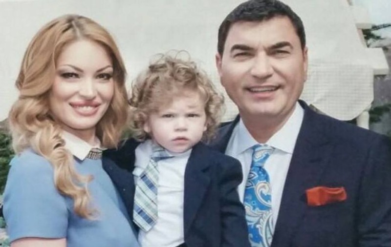 La ce sport îl duce Valentina Pelinel pe Milan. Tatăl e cu fotbalul, fiul are alte preocupări