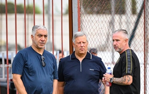 Laurențiu Reghecampf face declarații dure din Tunisia! Se anulează acordul cu Becali și nu mai vine la FCSB?