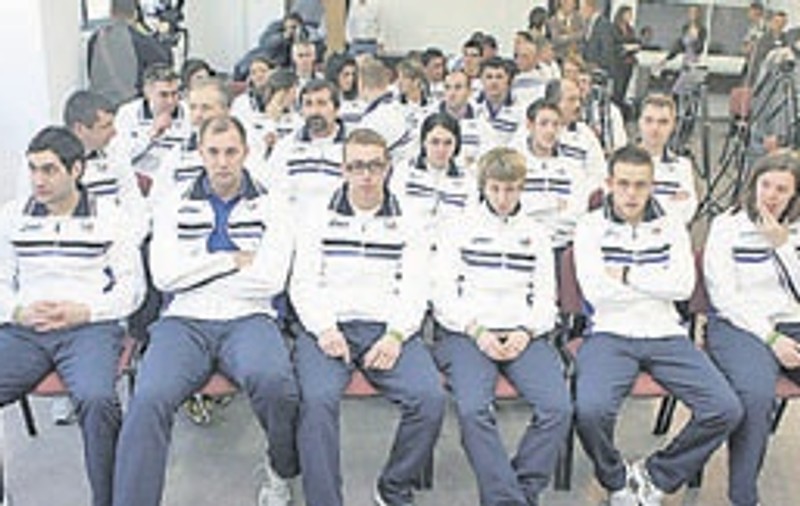 Olimpicii pleacă azi