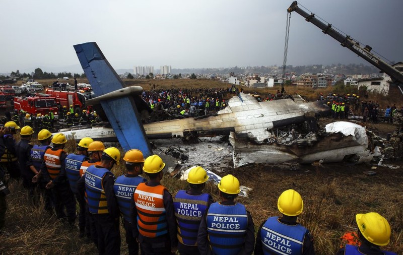 Pilotul avionului prăbuşit în Nepal a avut o "cădere nervoasă" înainte de accidentul în care au murit 51 de oameni