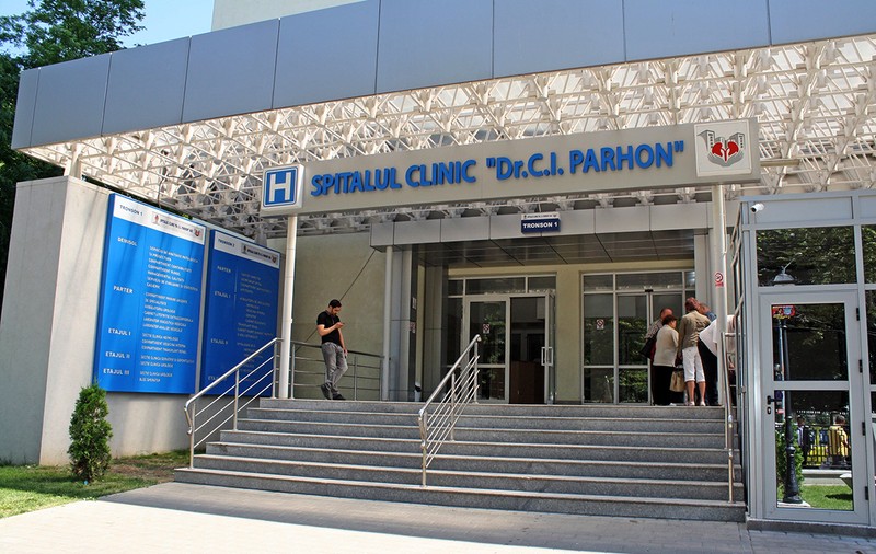 13 cadre medicale, confirmate cu coronavirus într-o singură zi, la Iași. Sute de teste sunt în lucru