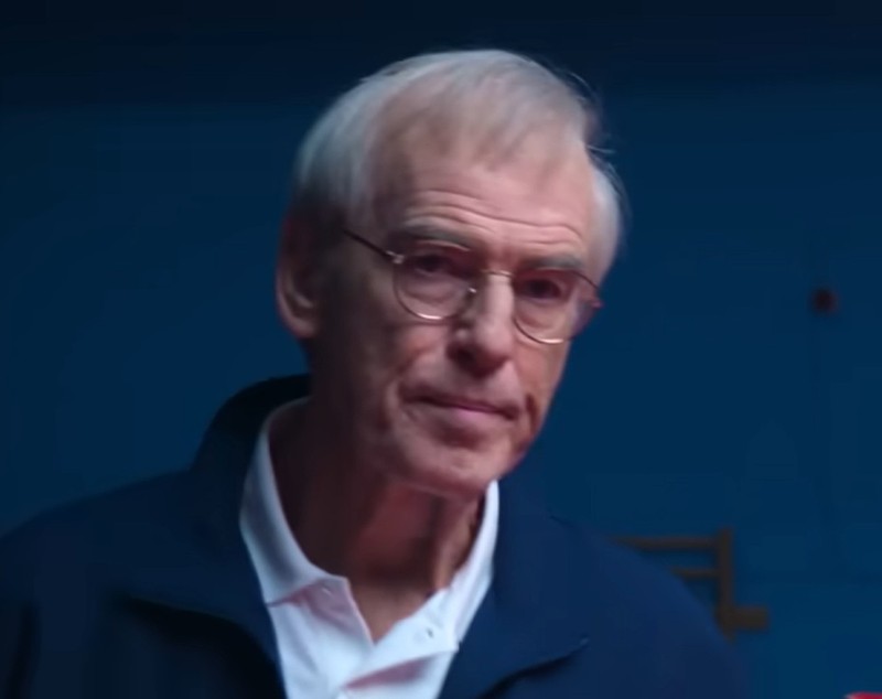 Pierce Brosnan, aproape de nerecunoscut la 72 de ani. Cum arată în rolul din filmul „Giant”: „Moment bizar”