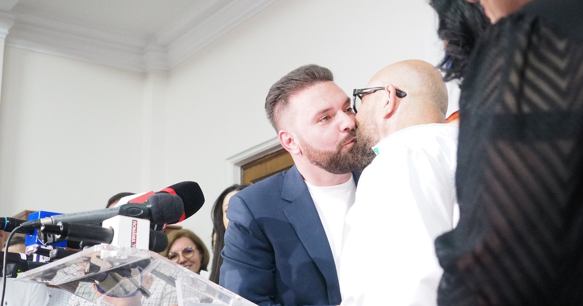 Piedone își felicită fiul care a câștigat șefia Sectorului 5 din București