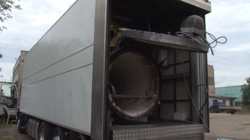 Așa arată crematoriul mobil folosit de armata rusă în Mariupol, spune primarul
