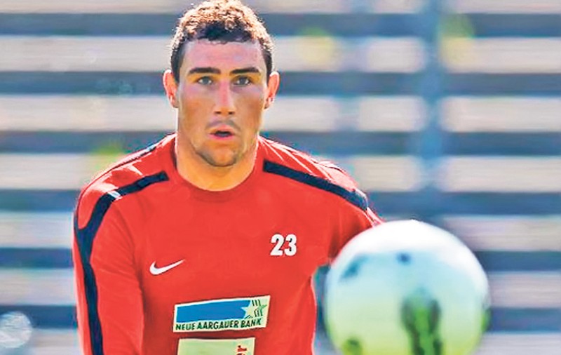 Fan al echipei din Ghencea, mijlocaşul Artur Ioniţă, de la Aarau, avertizează: ”Salah e pericolul public!”