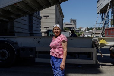 Doamna Lidia a lucrat pe șantiere acum spune că și-a găsit locul în port