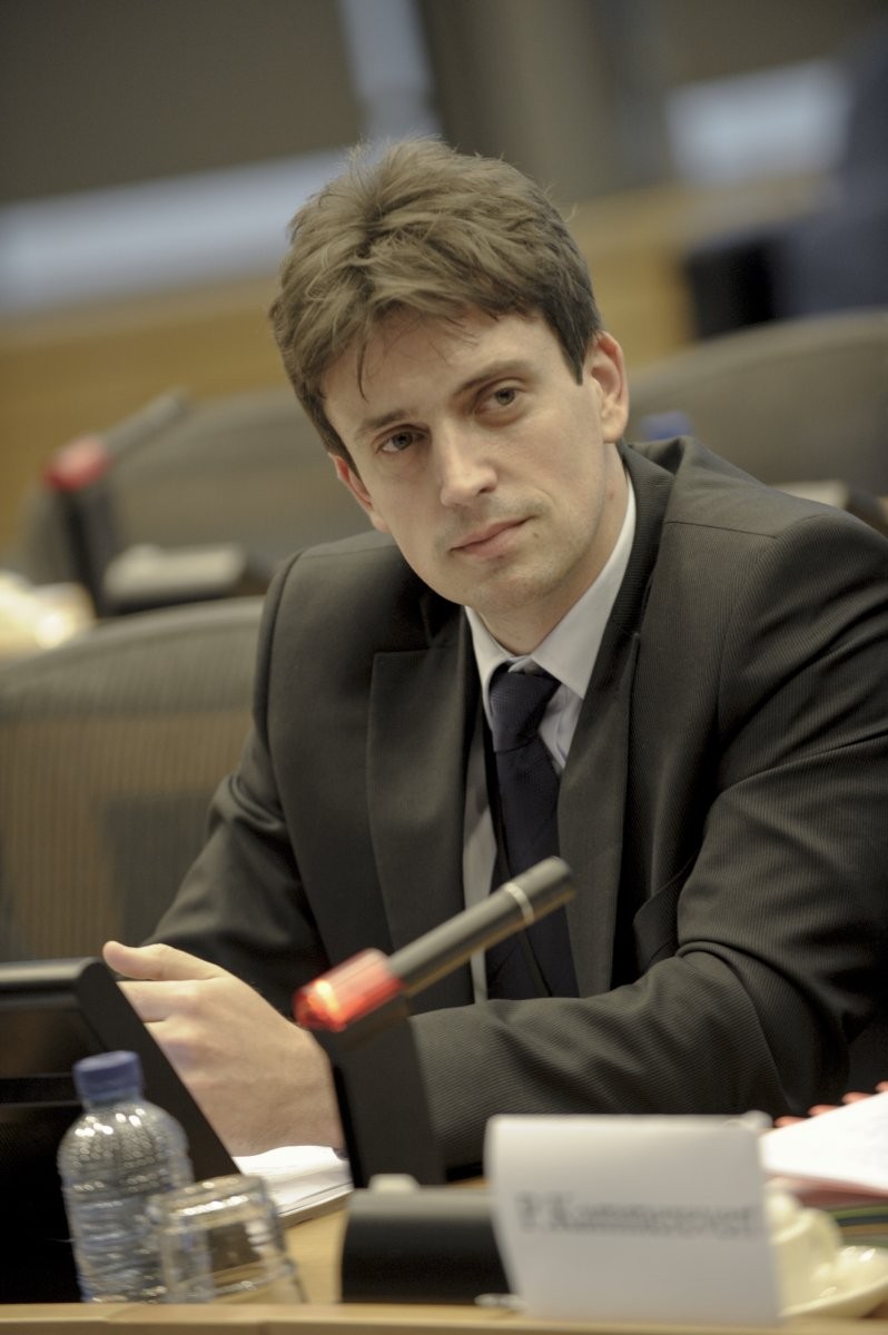 Cătălin Ivan, Un europarlamentar PSD îl citică pe DragneaPSD, sunt alături de protestatari