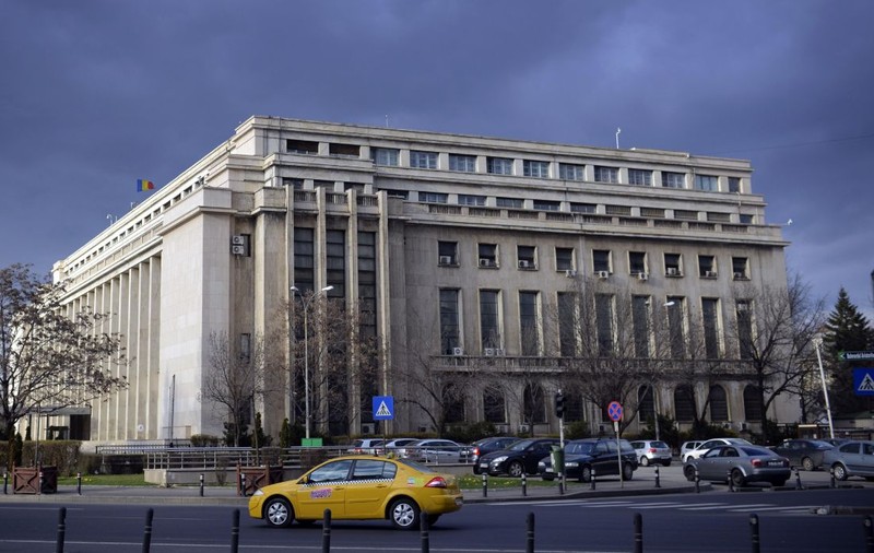 Care este procedura pentru a ajunge în audiență la un ministru din Guvernul Romaniei?