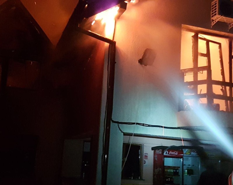 Incendiu la o pensiune din Timiș GALERIE FOTO