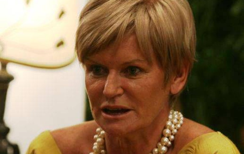 Monica Tatoiu şochează din nou: "M-am căsătorit pentru buletin de Bucureşti"