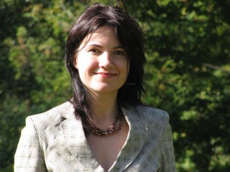 Ana Maria Ungureanu.