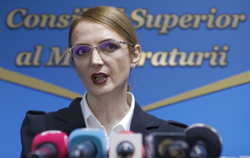 CSM spune că Lia Savonea va câștiga mai puțin decât un consilier prezidențial prin noua lege a salarizării. Reacția lui Dragoș Pîslaru înaintea discuțiilor de la Cotroceni